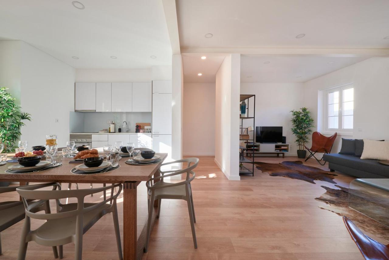 Deluxe At Amazing Prime Location, By Timecooler Apartment Lisbon